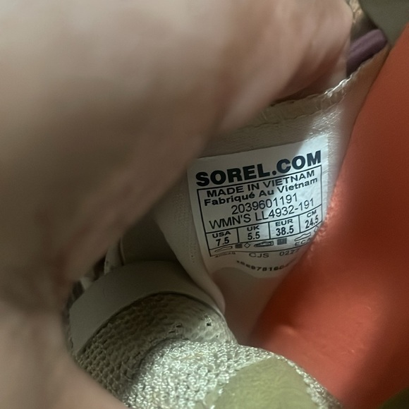 Sorel Stylish Multicolor Women's Sneakers - Picture 9 of 11